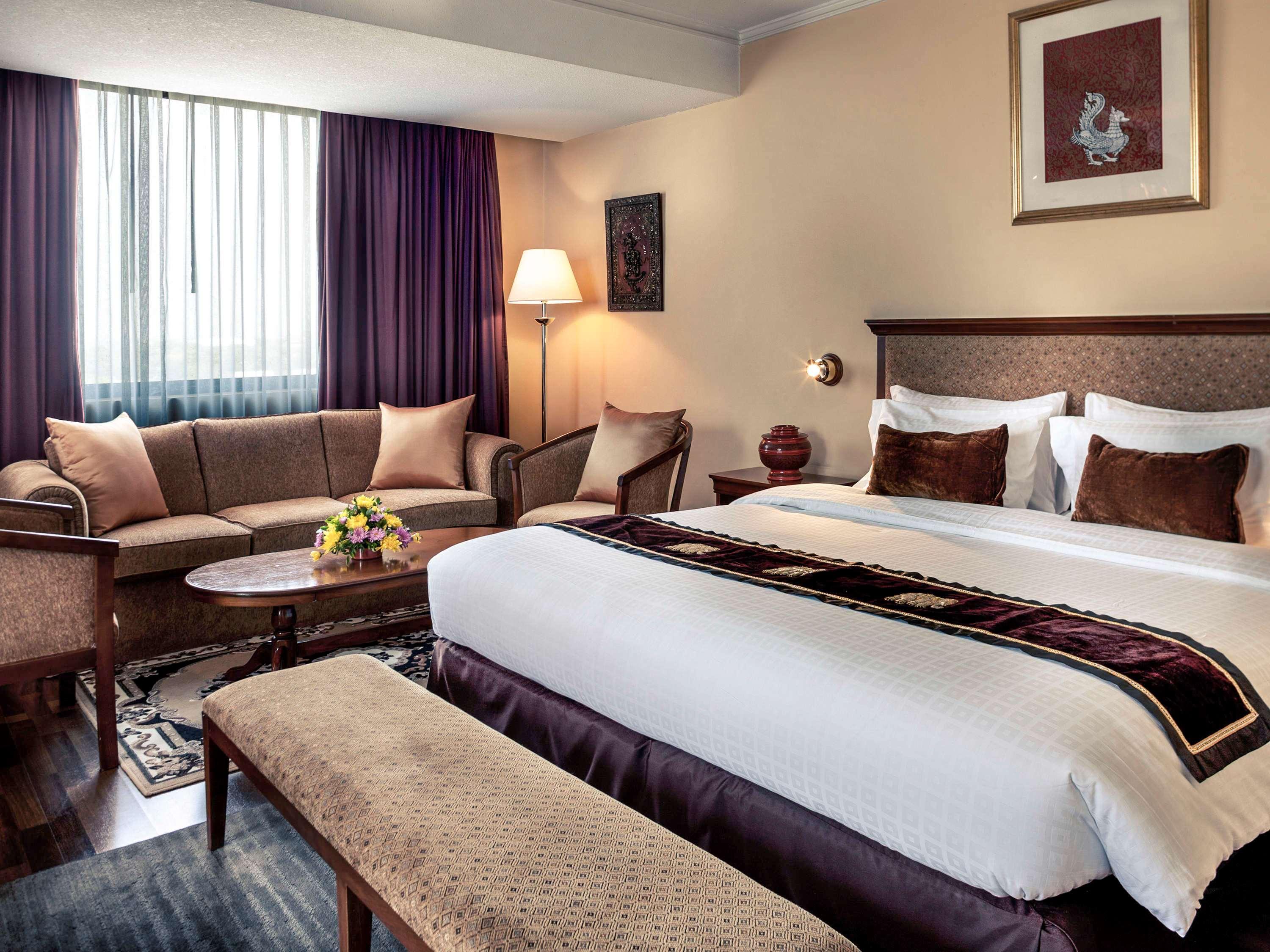 Mercure Mandalay Hill Resort Exterior photo