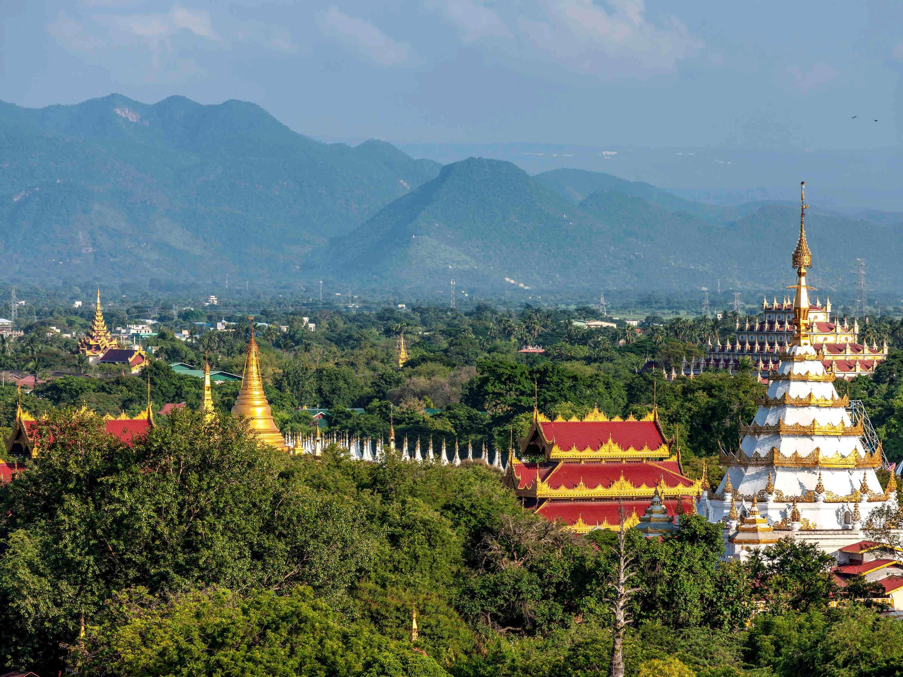 Mercure Mandalay Hill Resort Exterior photo