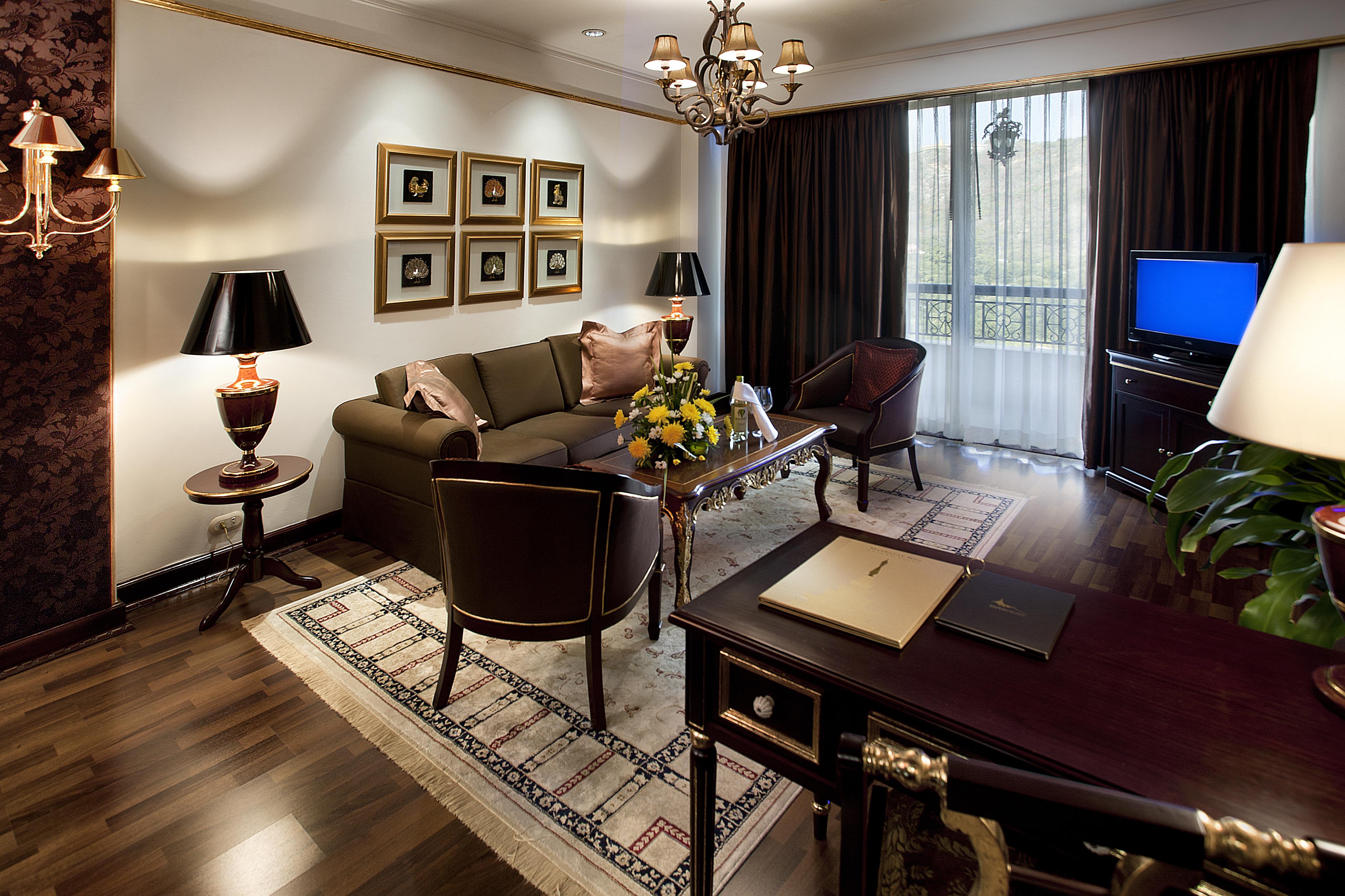 Mercure Mandalay Hill Resort Exterior photo