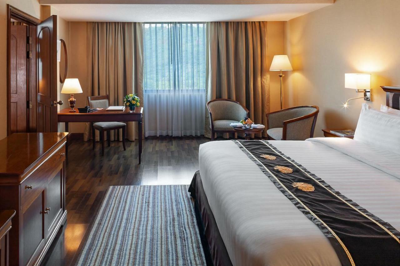 Mercure Mandalay Hill Resort Exterior photo